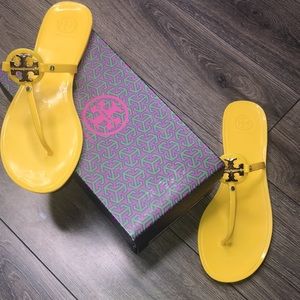 Tory Burch Mini Miller Jelly Thong Yellow
